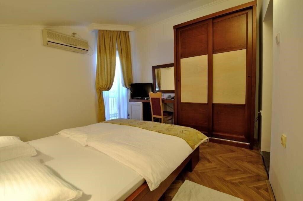 Фото Djuric 3*