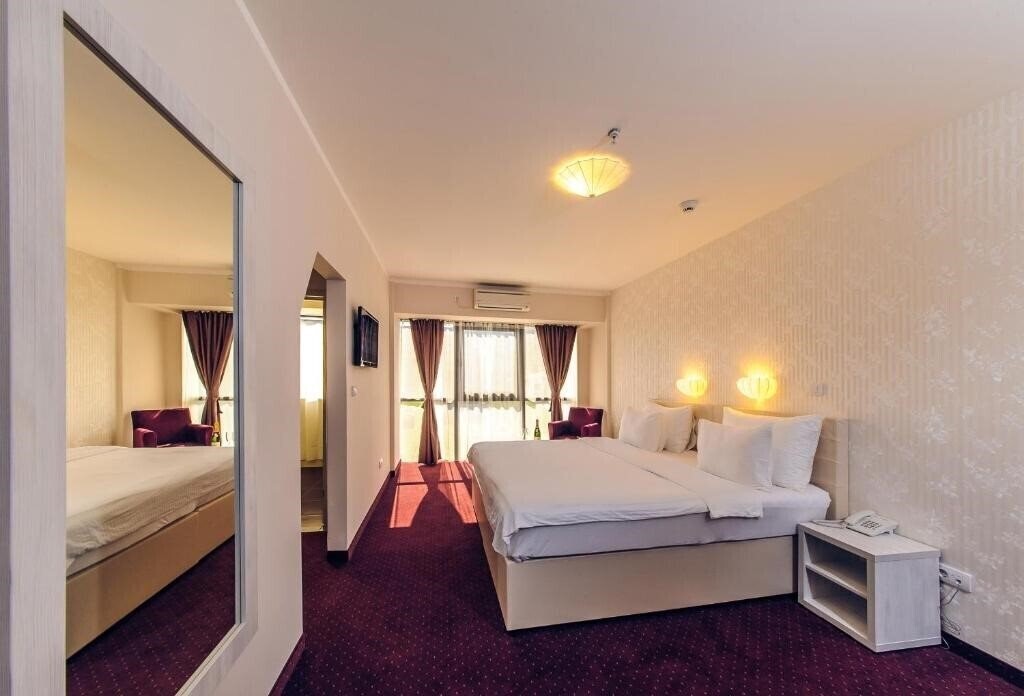 Фото Hotel Philia 4*
