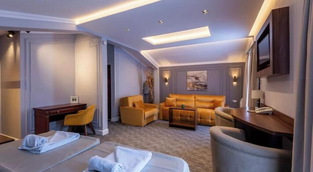 Отель Hotel Ideal 2*