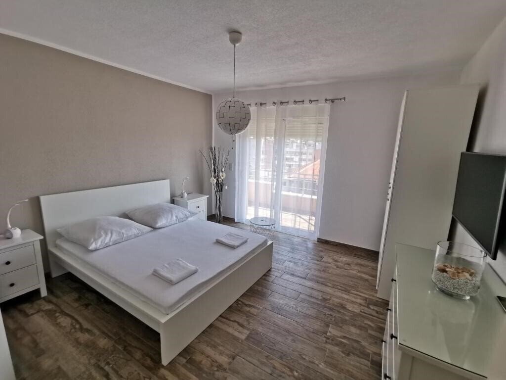 Отель Hotel Villa Jolyn 3*