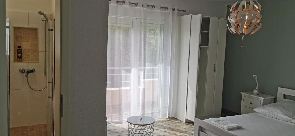 Фото Hotel Villa Jolyn 3*