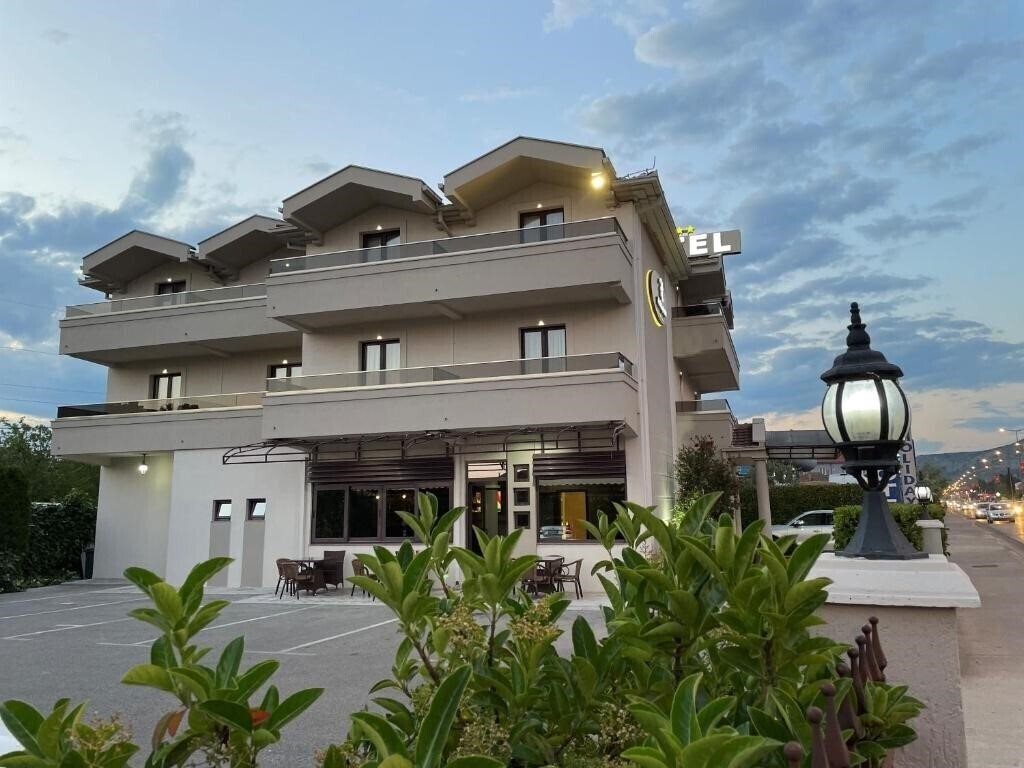Фотография Holiday Hotel Podgorica 3*