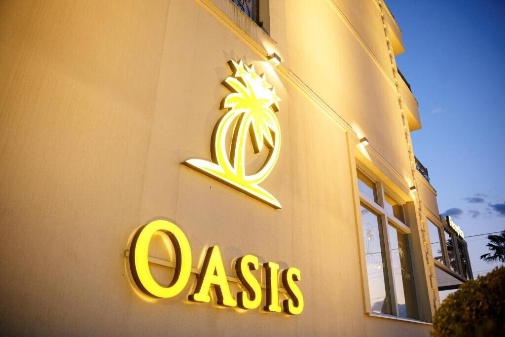 Фотография Hotel Oasis 4*