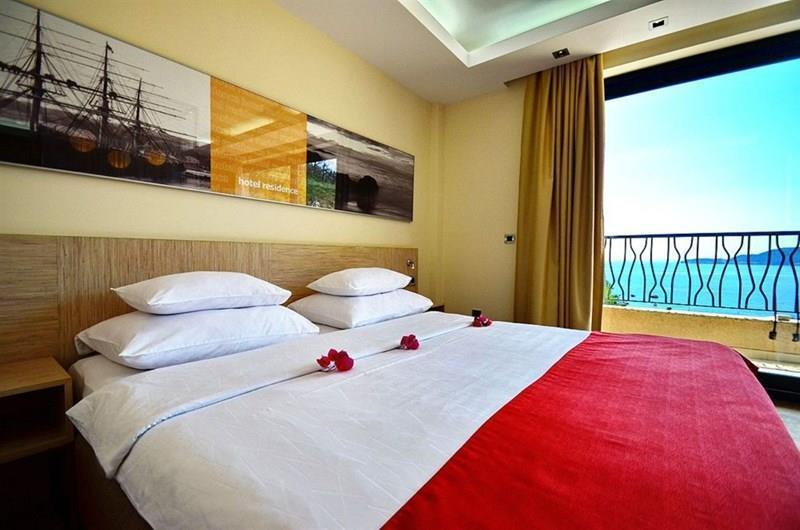 Hec Hotel Residence 4* суреті