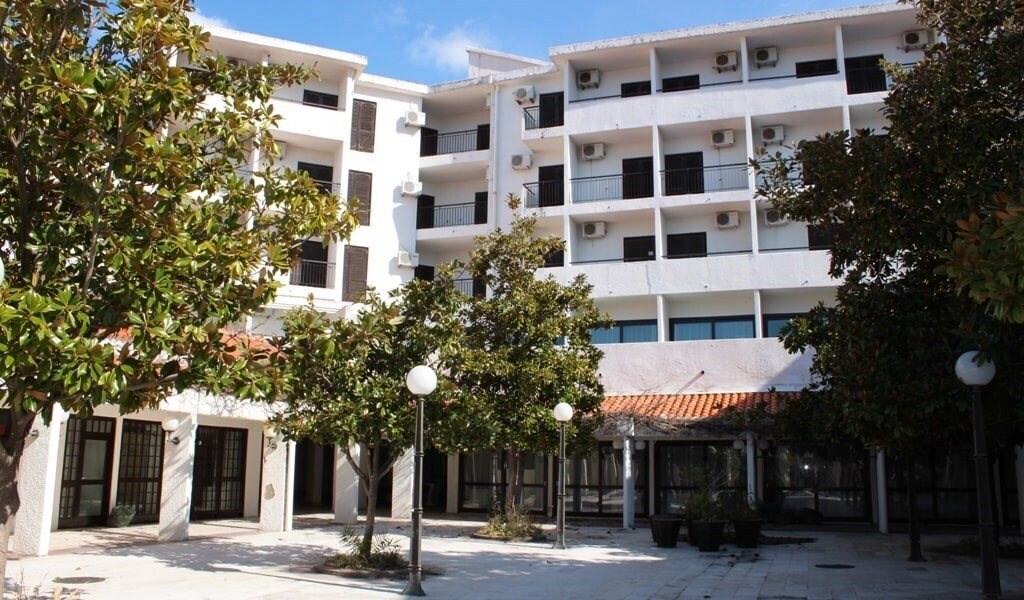 Отель Sumadija 2*