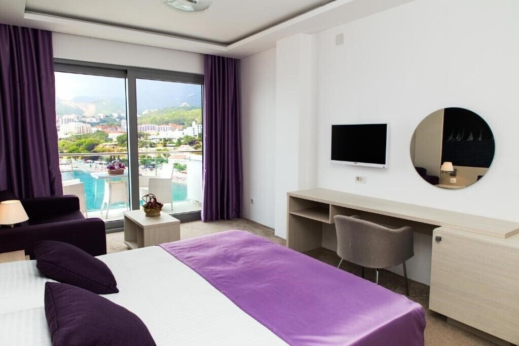 Отель Ponta Nova 4*