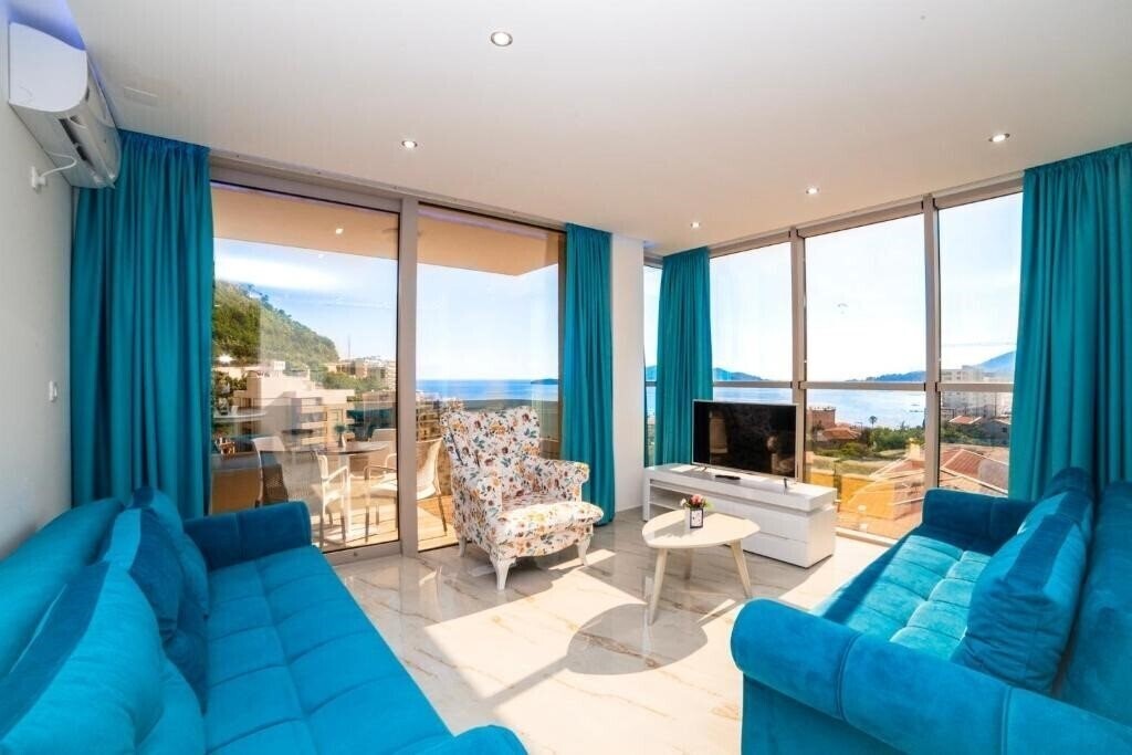 Apartments Obala Aura 4* қонақ үйі