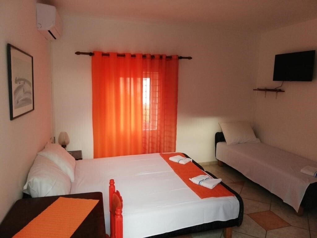 Pansion Casa Bianca 2* суреті