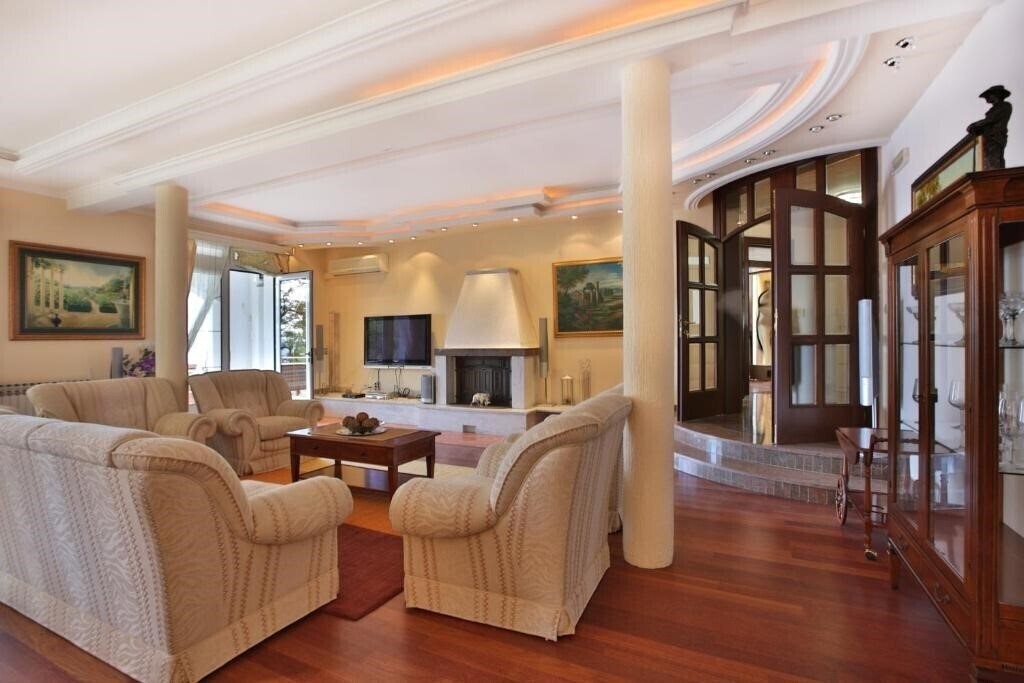 Фотография Villa Sveti Stefan Obala 4*