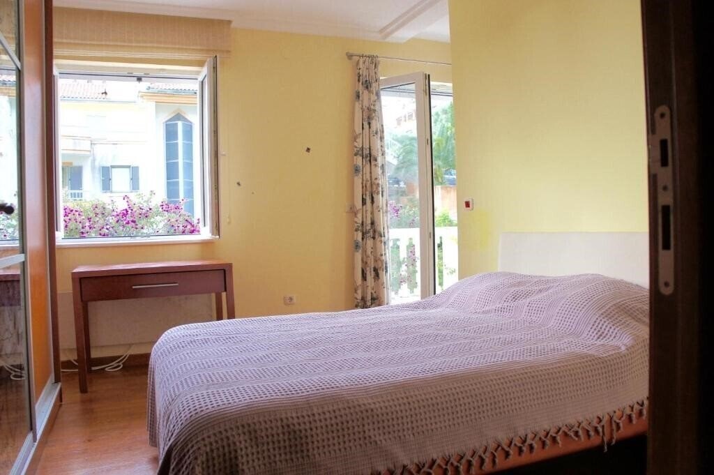 Фото Cezar Holiday Home 4*