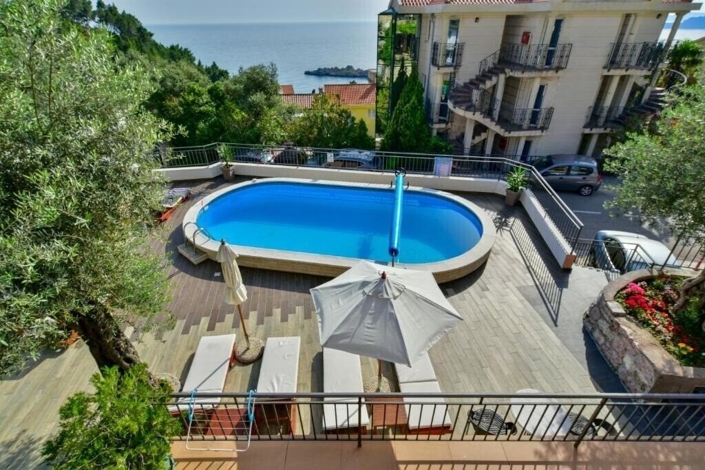 Отель Kentera Apartments 3*