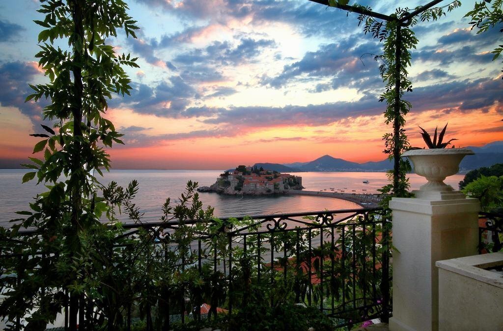 Lux Apartamenta Sv Stefan апартаменты қонақ үйі