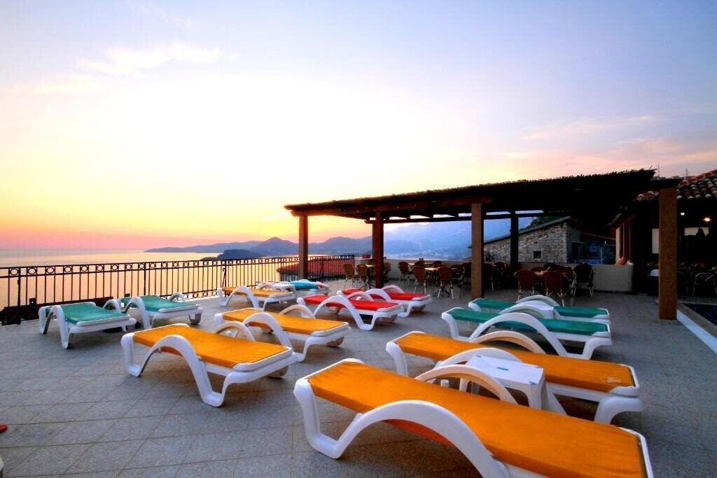 Djurasevic 3* суреті