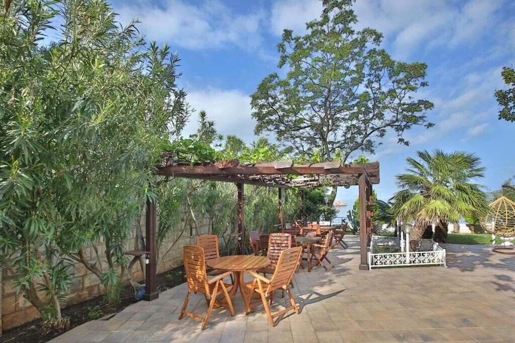 Изображение Villa Sveti Stefan Obala 4*