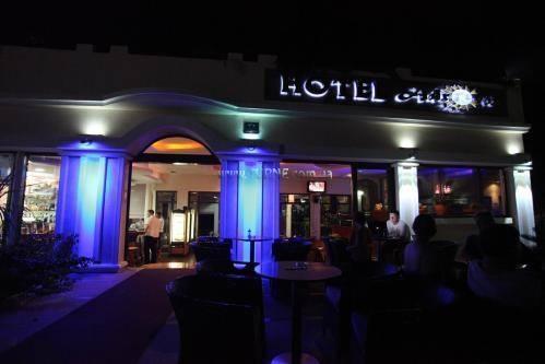 Adrovic Small Hotel 3* суреті