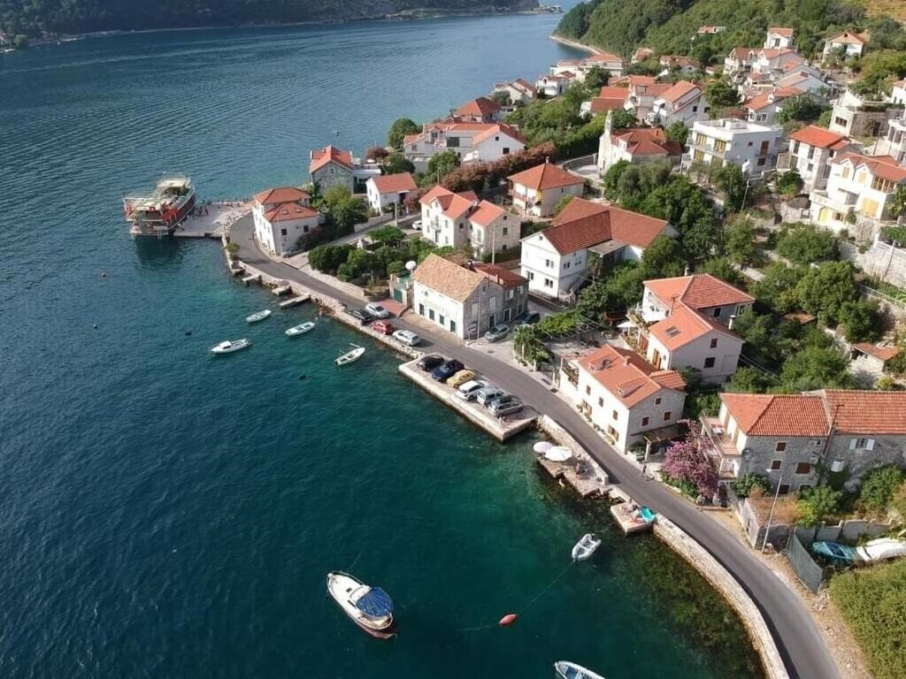 Фотография Serventi Lepetane 4*