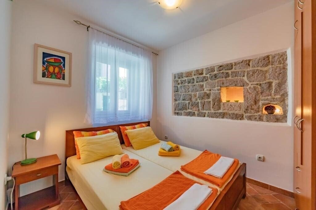 Фото Bigovo Veljic Apartments 3*