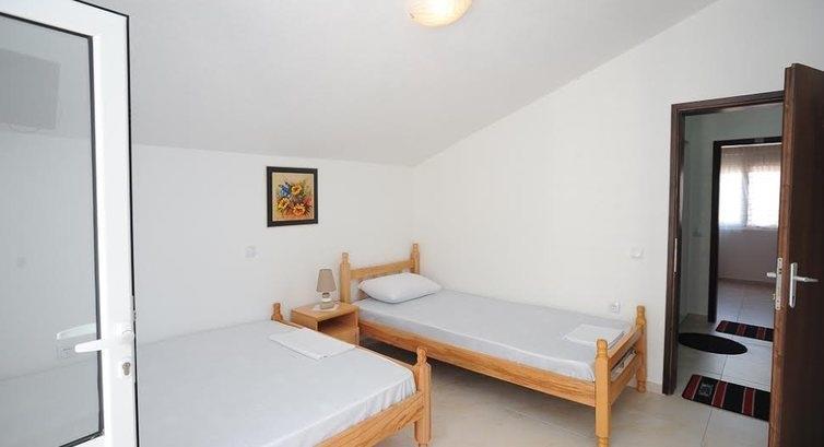 Omega II 3* фотосуреті