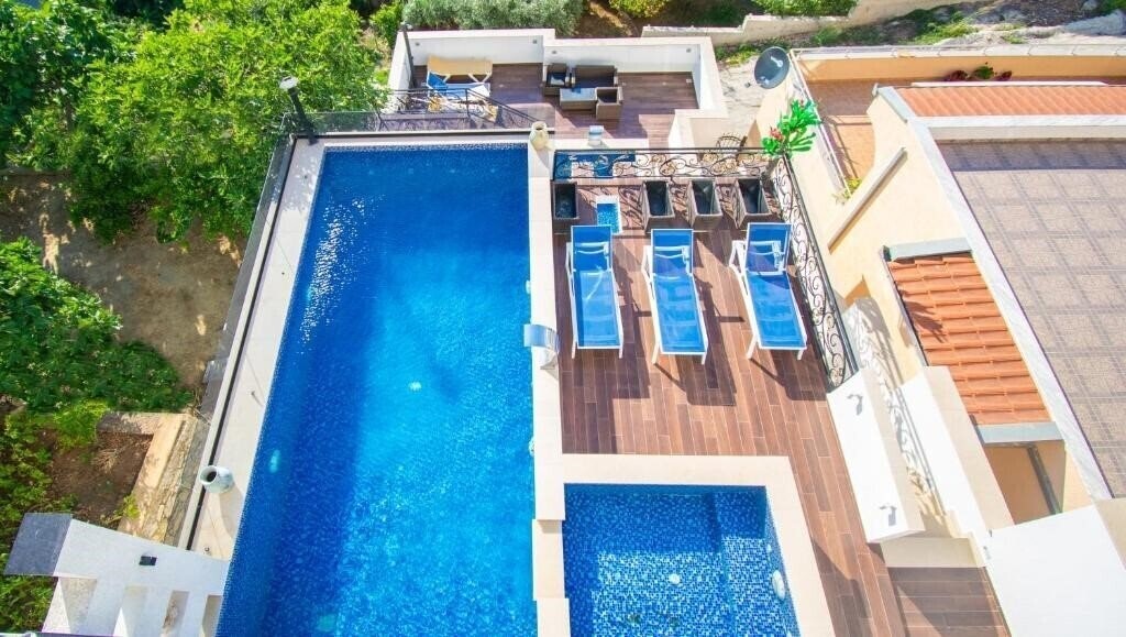 Фото Hotel Golden Inn 5*