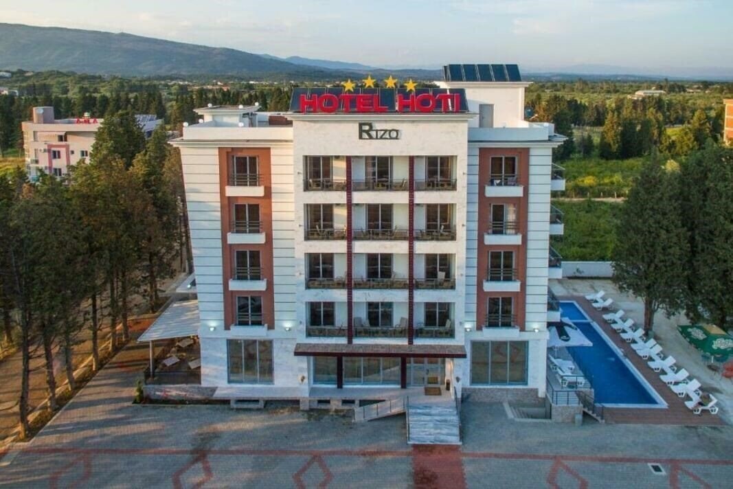 Отель Hotel Hoti Ii 4*