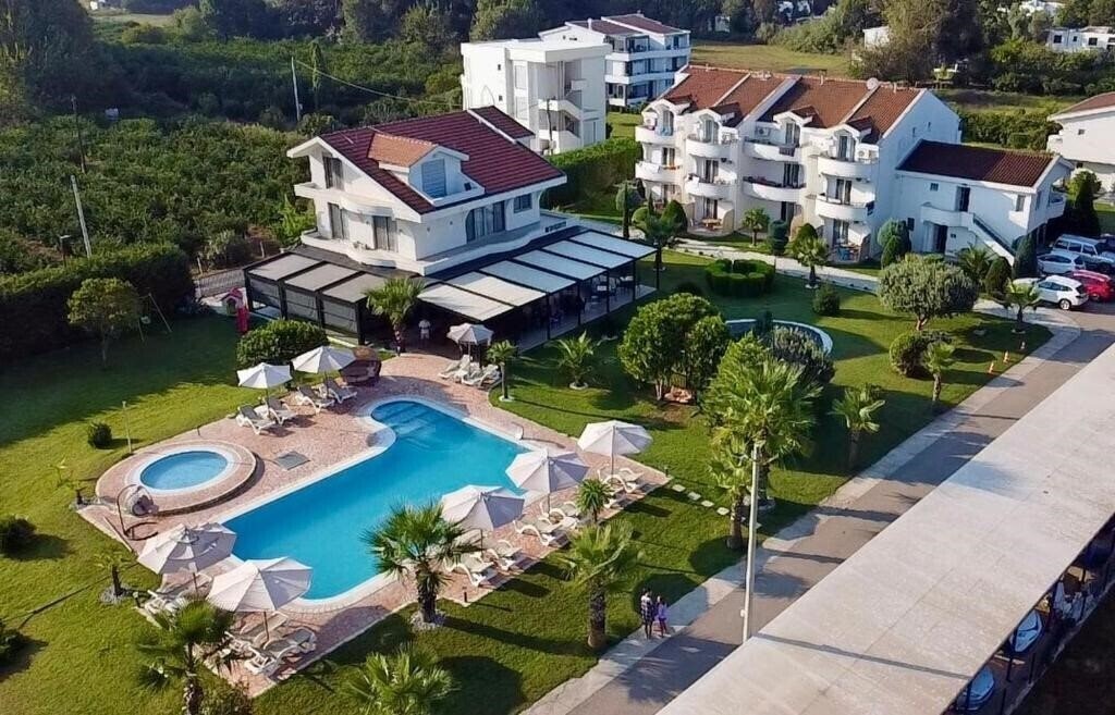 Отель Hotel Comfort 3*
