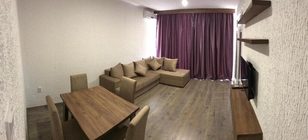 VELIKA PLAZA (ex. Velika Plaza Hotel) 2* суреті