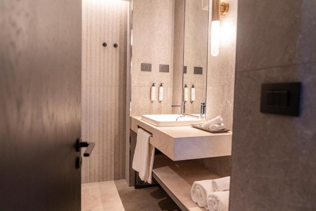 Фото Cabo De Hornos 4*