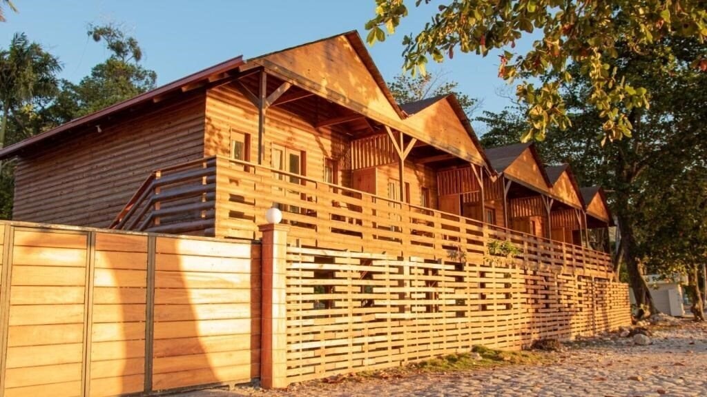 Фото Hotel Seabreeze 3*