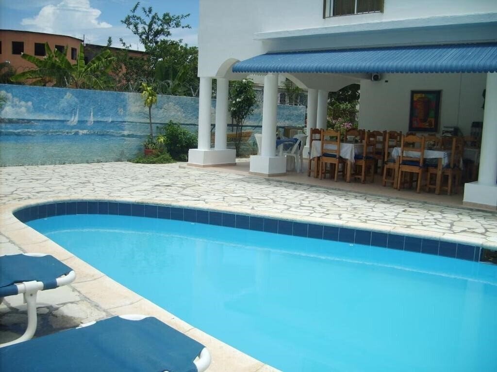 Hotel Angel Gabriel + 2* қонақ үйі