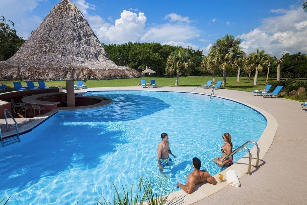 Фотография Hodelpa Garden Suites Golf & Convention Center 4*