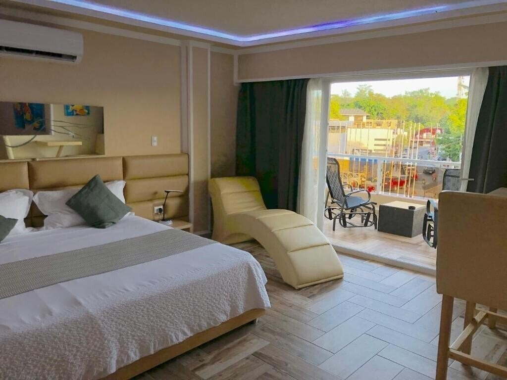 Картинка Sosua Inn Hotel + 3*