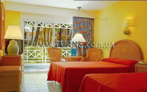 Отель Riu Tainos 5*