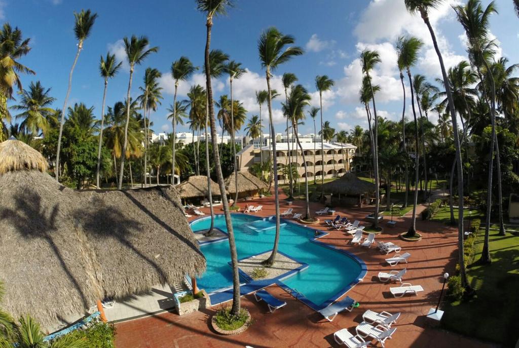Отель Cortecito Inn Bavaro 3*