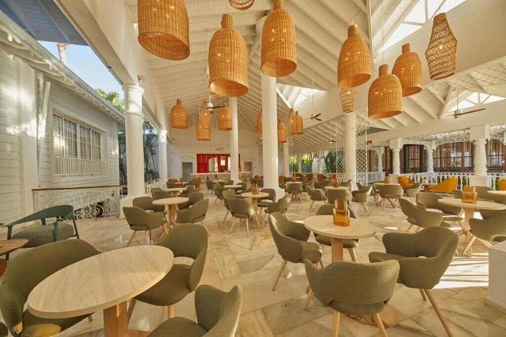 Luxury Bahia Principe Esmeralda 5* суреті