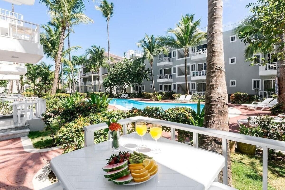 Фотография Tropicana Suites Deluxe 3*