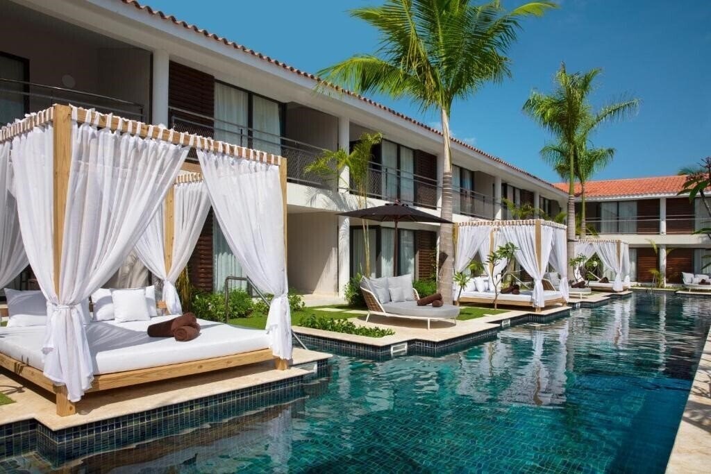 Отель Dreams Flora Resort & SPA (ex. Dreams Flora Punta Cana Resort & SPA, Natura Park Resort, Natura Park Beach Ecoresort & SPA) 5*