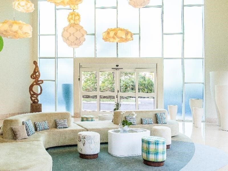 Whe Bavaro + 3* суреті