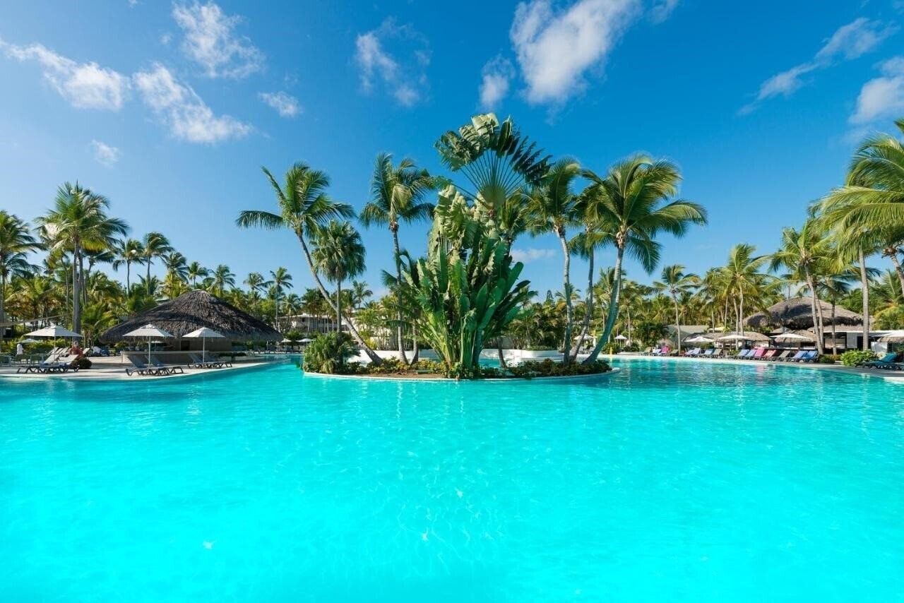Изображение Hotel Catalonia Bavaro Beach Golf & Casino Resort 5*