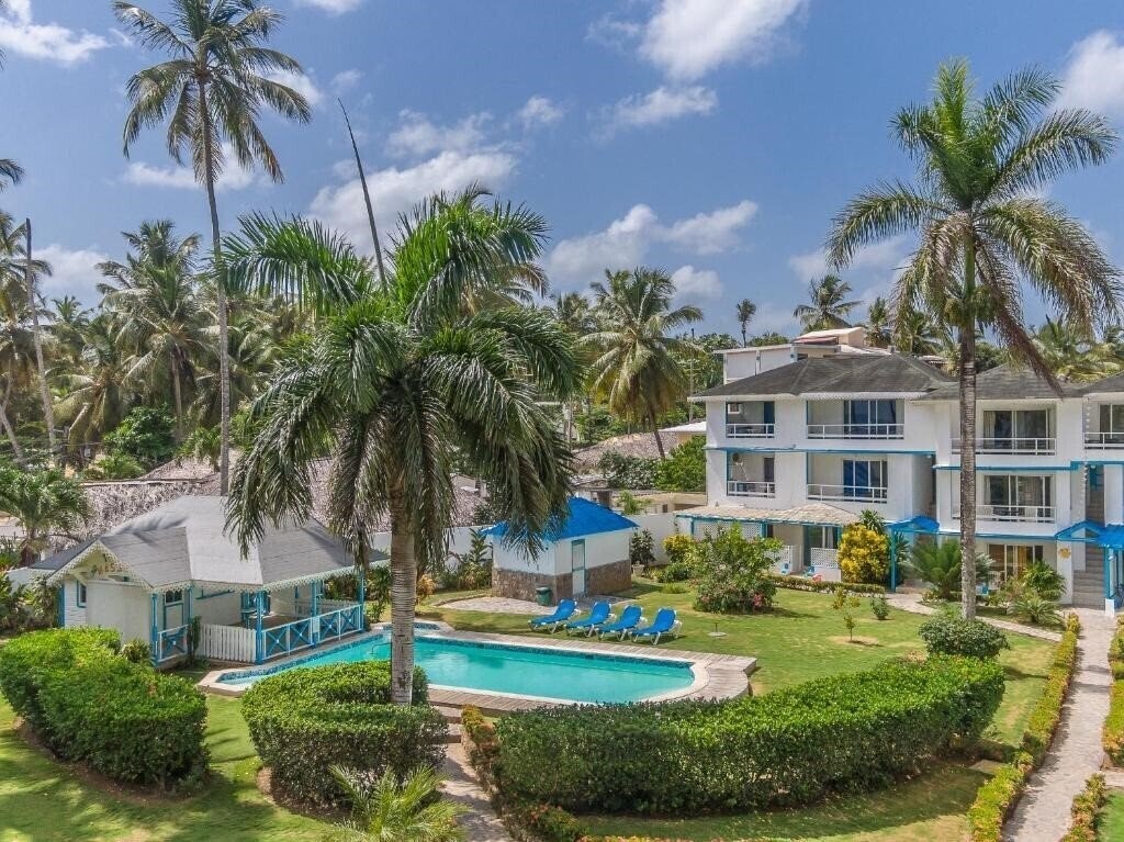 Отель Costarena Beach Hotel 3*