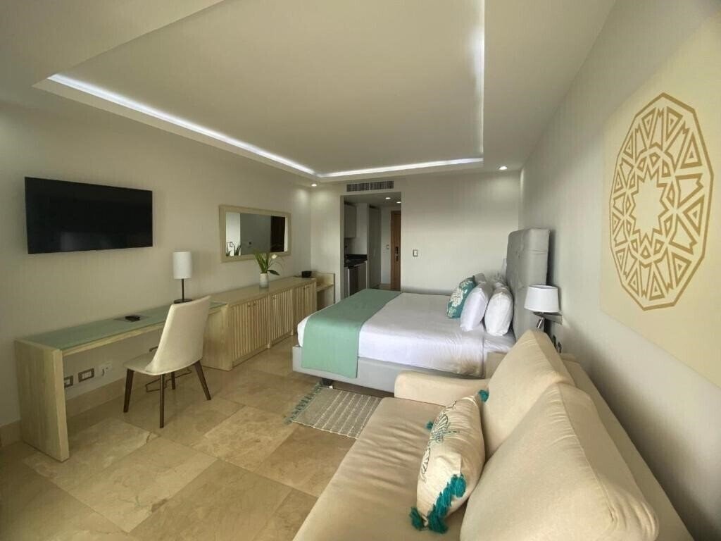 Изображение Hacienda Samana Bay Hotel & Residences 5*