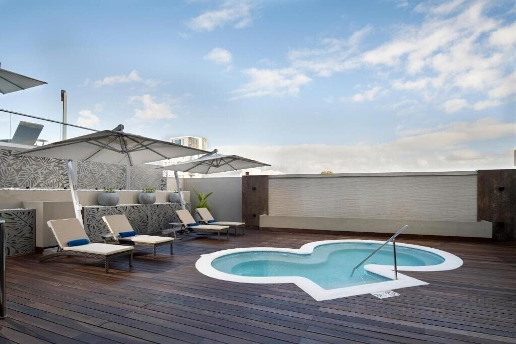 Фото Hodelpa Gran Almirante 3*