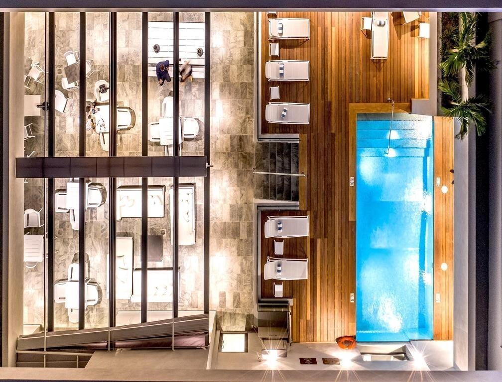 Отель Hampton by Hilton Santo Domingo Airport 3*