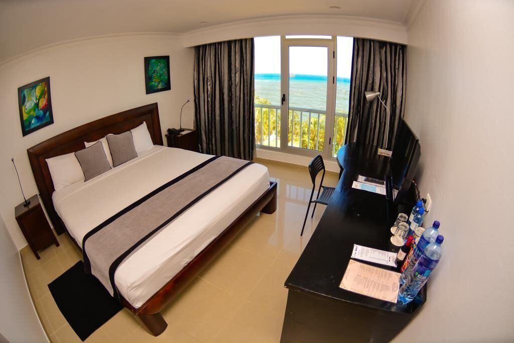 Фотография El Napolitano Hotel & Casino 3*