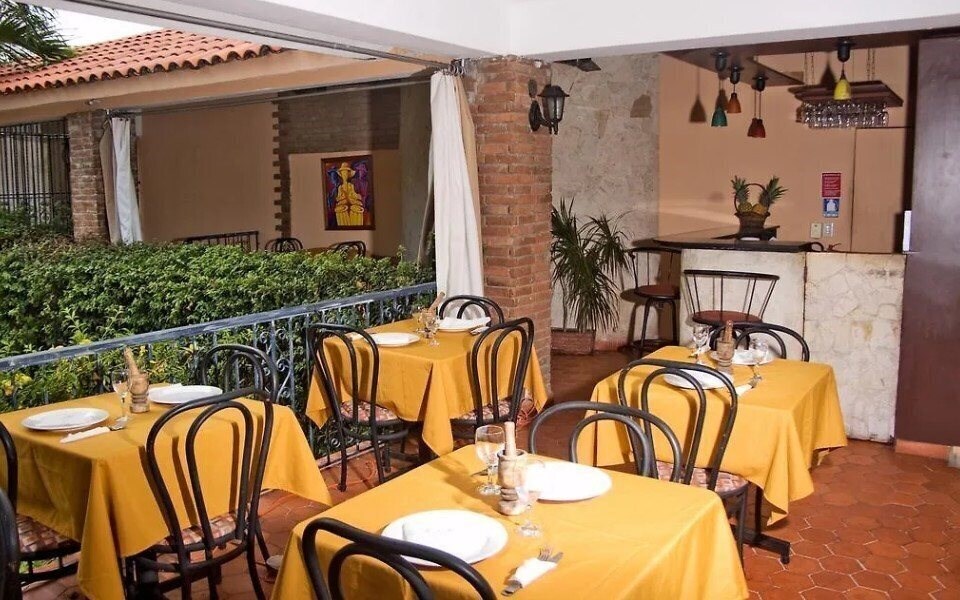 Изображение Carey House Hotel 3*