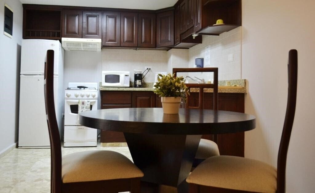 Plaza Florida Suites 3* суреті