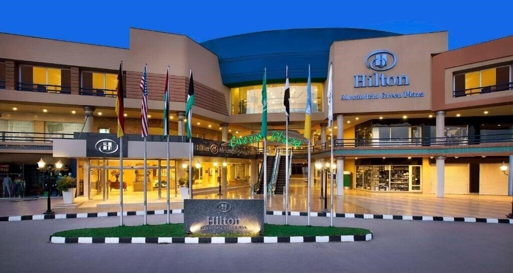 Отель Hilton Green Plaza 5*
