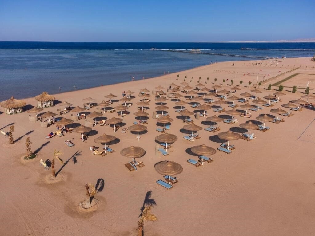 Картинка Amwaj Oyoun 4*