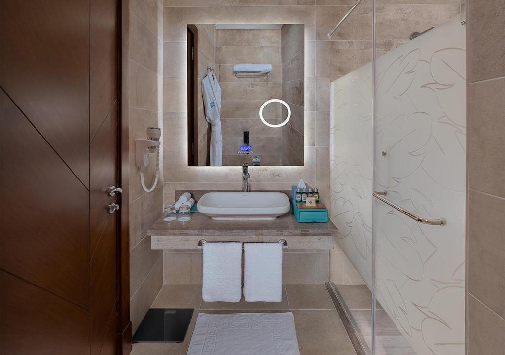 Crystal Inn By Almasa 5* фотосуреті