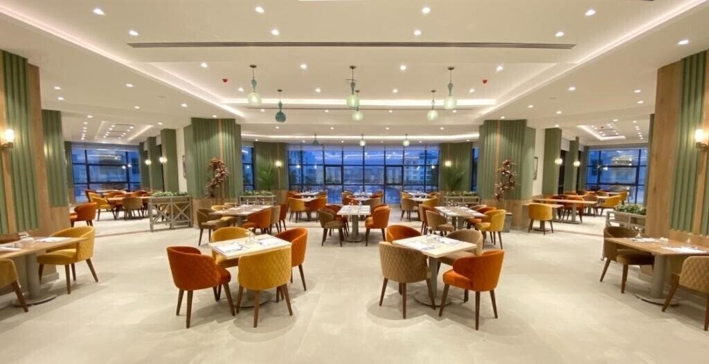 Изображение Azur One Eleven 4*