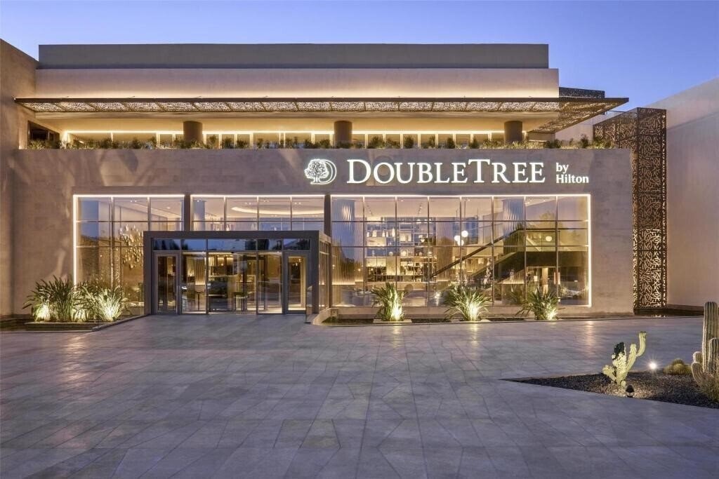 DoubleTree by Hilton Mangroovy El Gouna 4* қонақ үйі